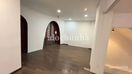 Bán Nhà số 42 Đường Ngô Thời Nhiệm, Phường Võ Thị Sáu, Quận 3