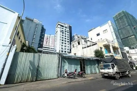 Cho Thuê Nhà số 1 Đường Đề Thám, Phường Cô Giang, Quận 1