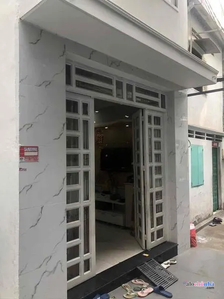 Bán  Nhà số 15/18/28C đường Nguyễn Ngọc Lộc, Phường 14, quận 10