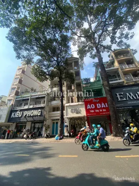 Bán Nhà số 330 đường Nguyễn Trãi, phường 8, quận 5