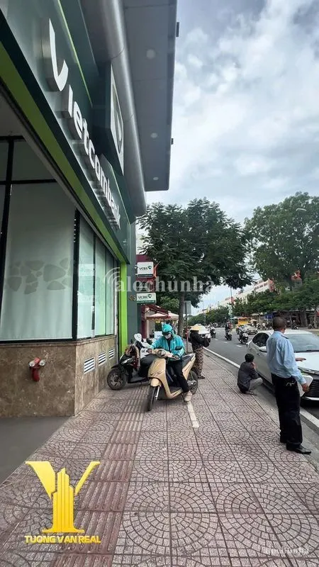 Cho Thuê Tòa Nhà Văn Phòng số 415 đường Lê Văn Việt, phường Tăng Nhơn Phú A, Thành Phố Thủ Đức