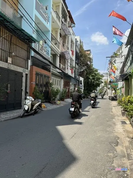 Bán Nhà số 449/76 đường Sư Vạn Hạnh, Phường 12, Quận 10