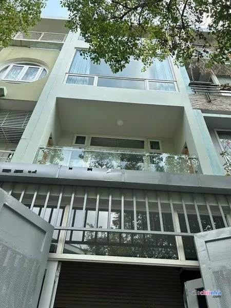 Bán  Nhà số 44 Đường Số 32, Phường Tân Phong, Quận 7