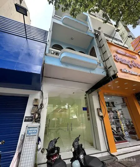 Cho Thuê Nhà số 369 đường Nguyễn Trãi, phường 7, quận 5